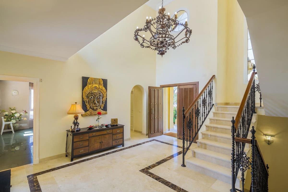 4 bedroom Villa For Sale
