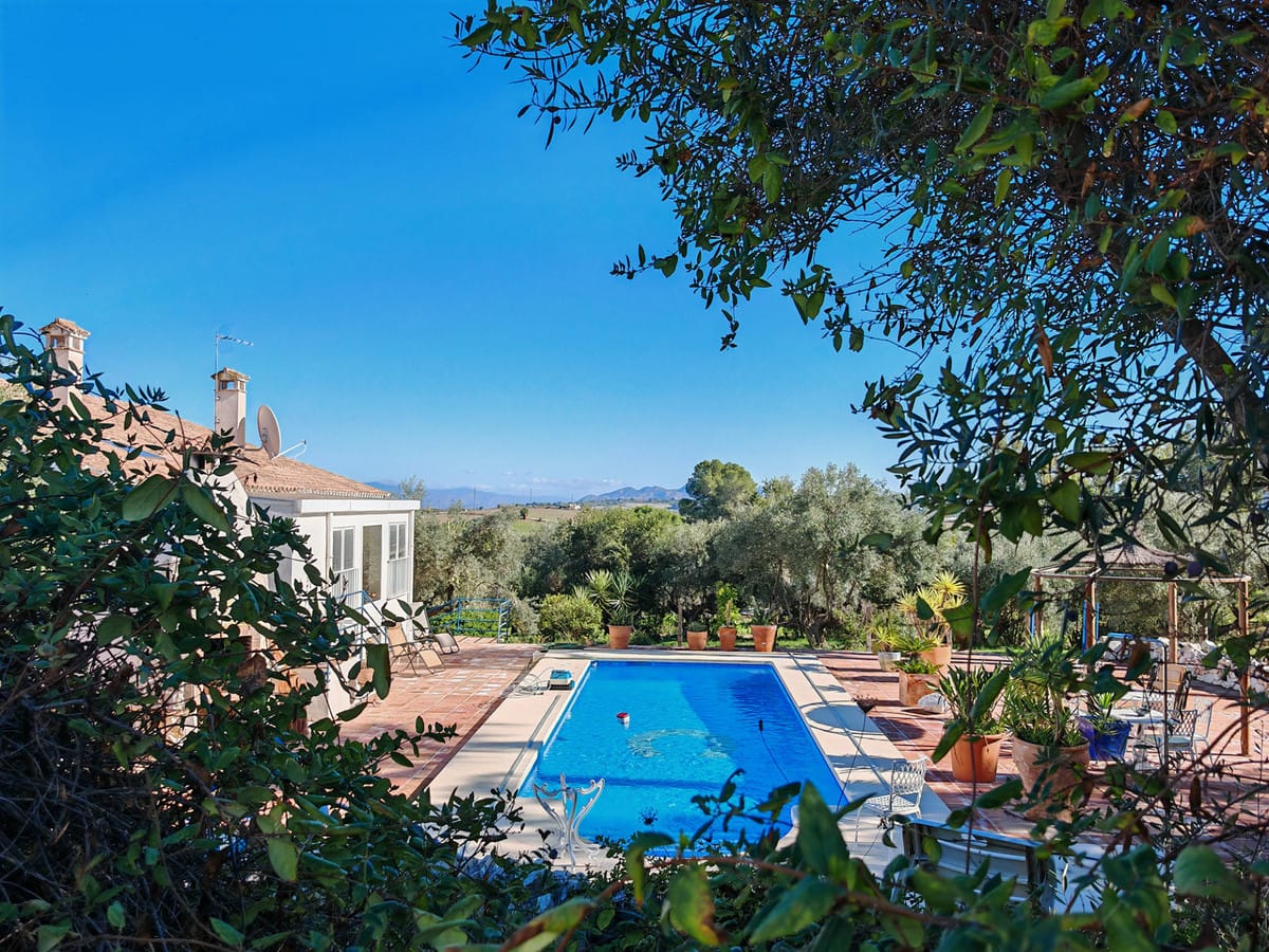 4 bedroom Villa For Sale