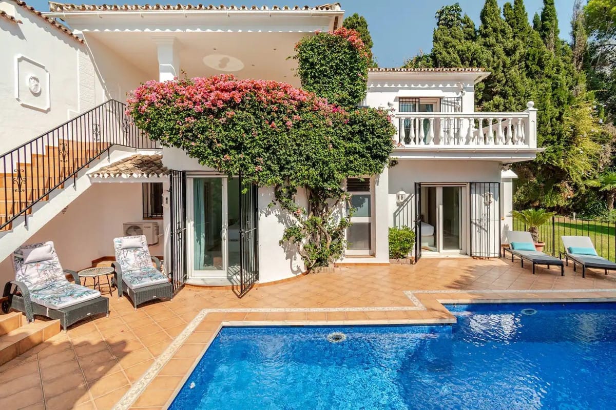 4 bedroom Villa For Sale