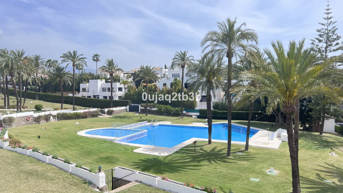 4 bedroom Apartment For Sale