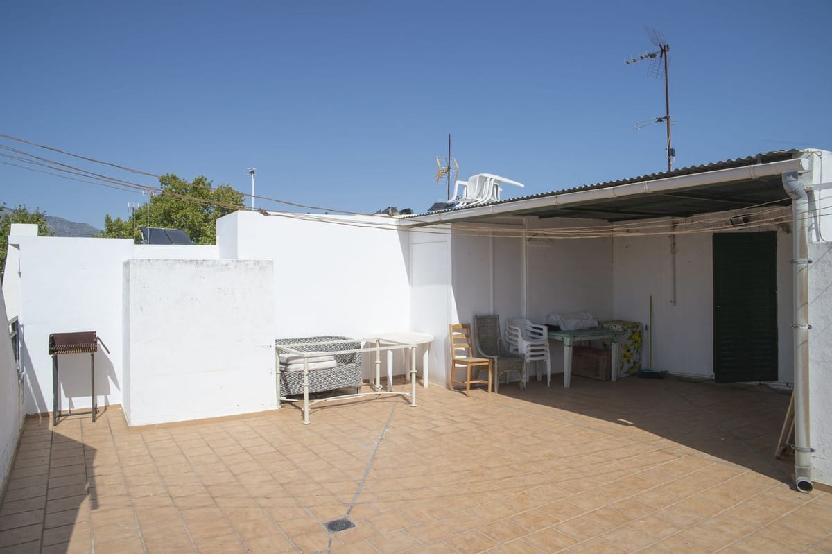 2 bedroom Villa For Sale