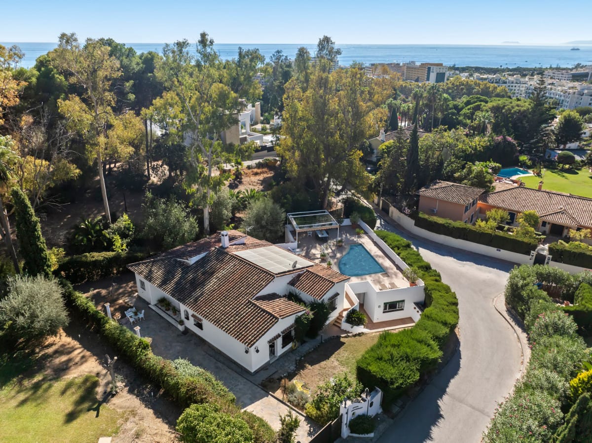 4 bedroom Villa For Sale