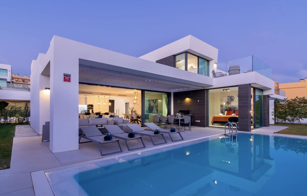4 bedroom Villa For Sale