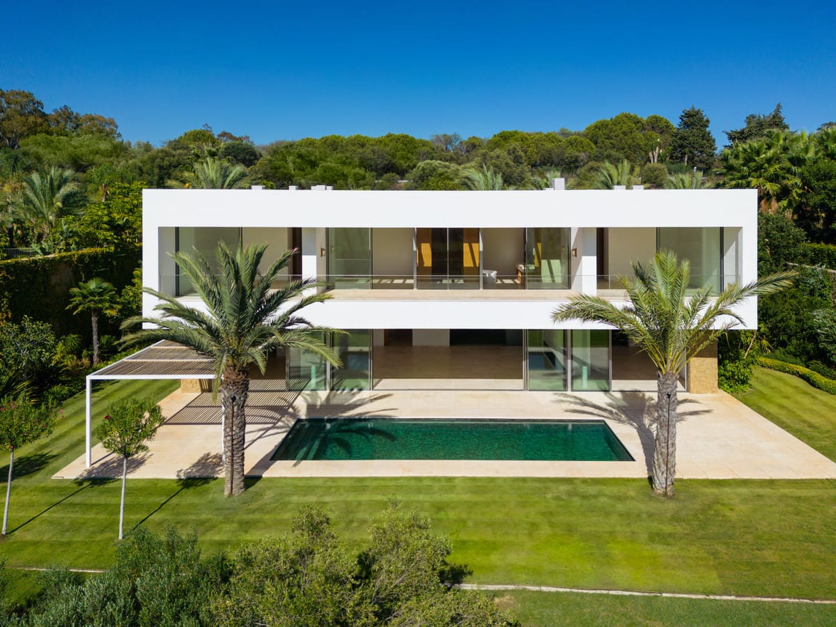 5 bedroom Villa For Sale