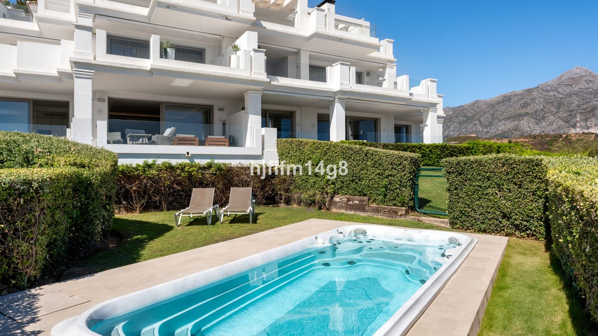 3 bedroom Apartment For Sale