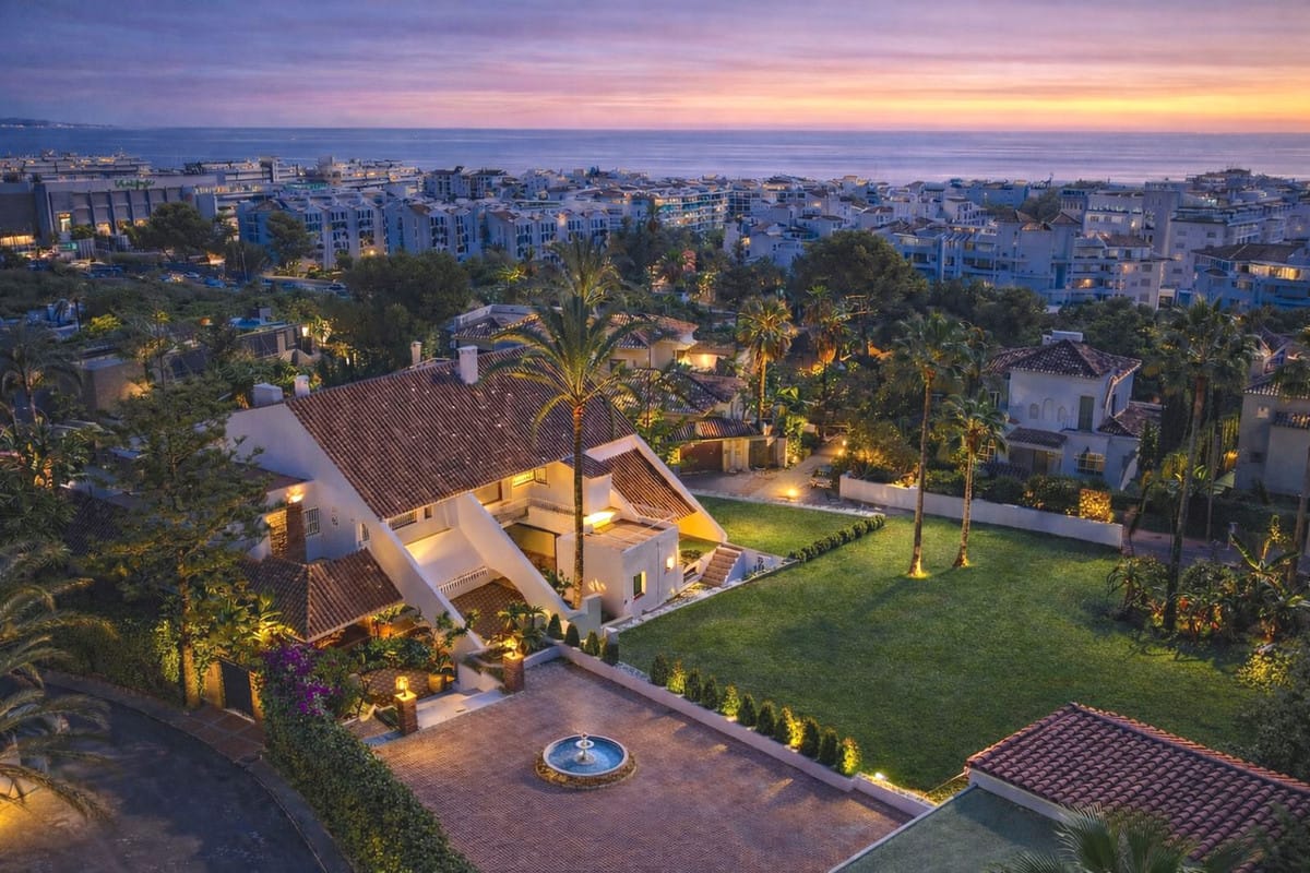 7 bedroom Villa For Sale