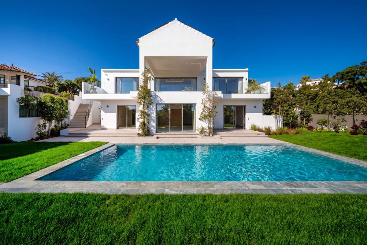 4 bedroom Villa For Sale
