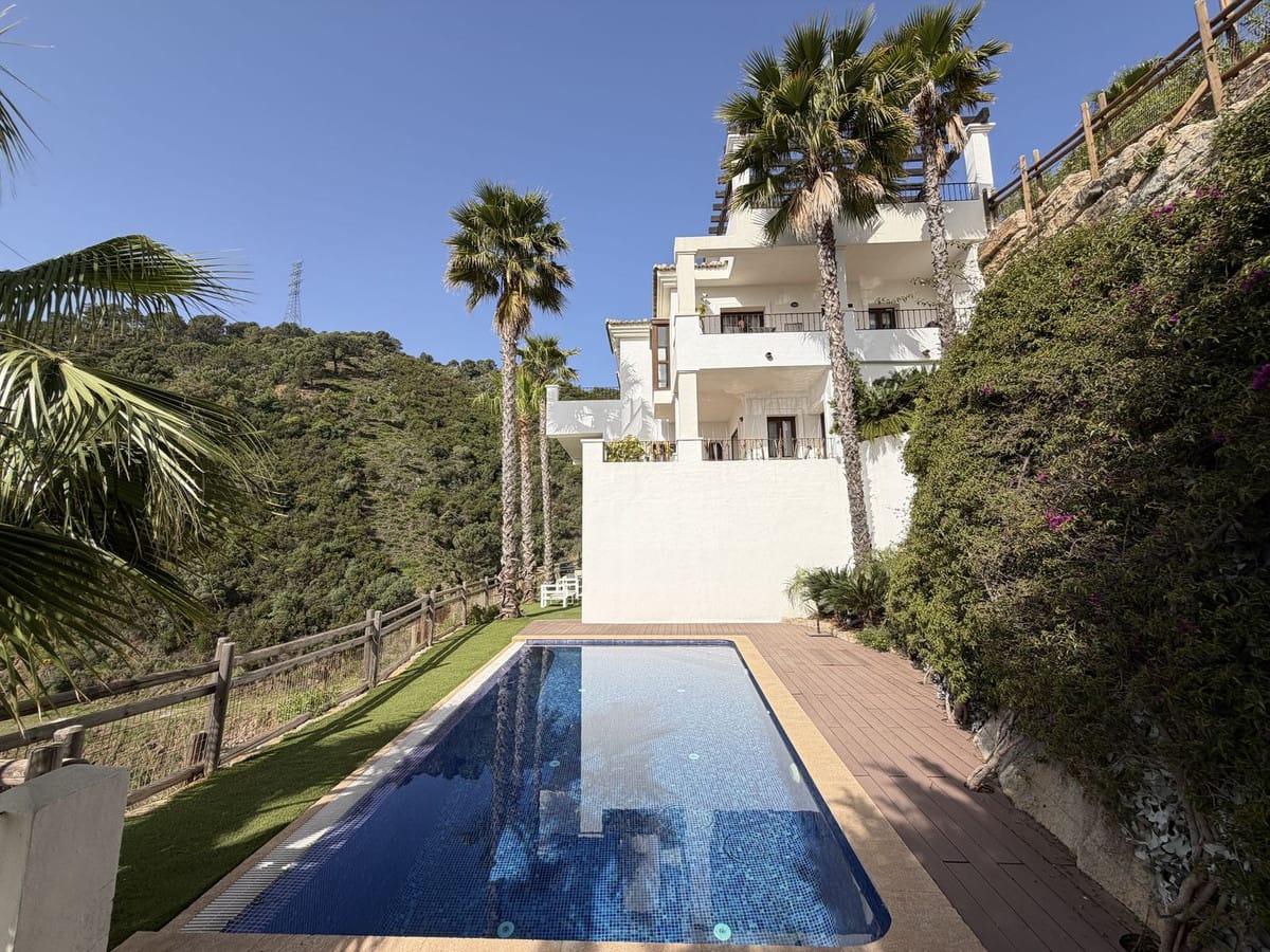 4 bedroom Villa For Sale