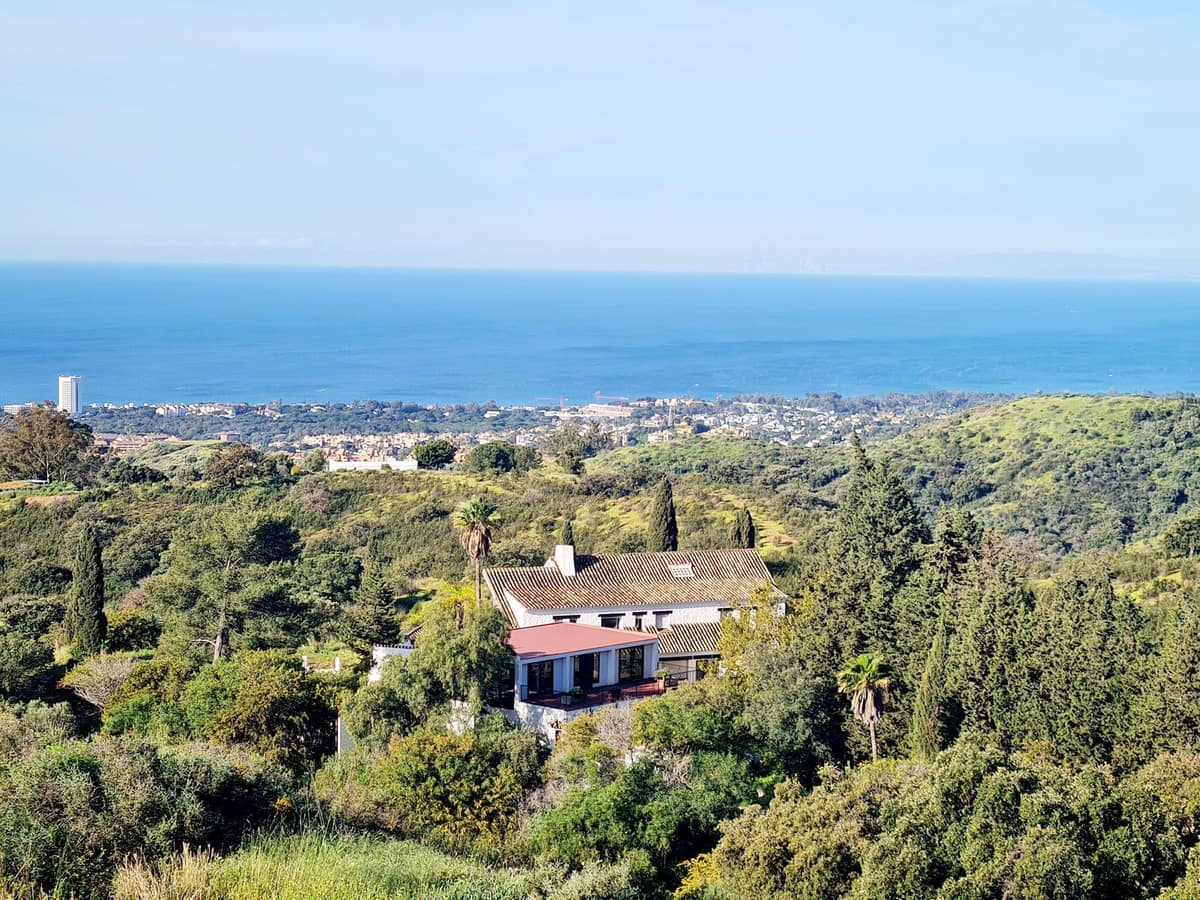 5 bedroom Villa For Sale