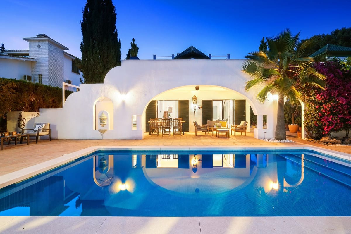 4 bedroom Villa For Sale
