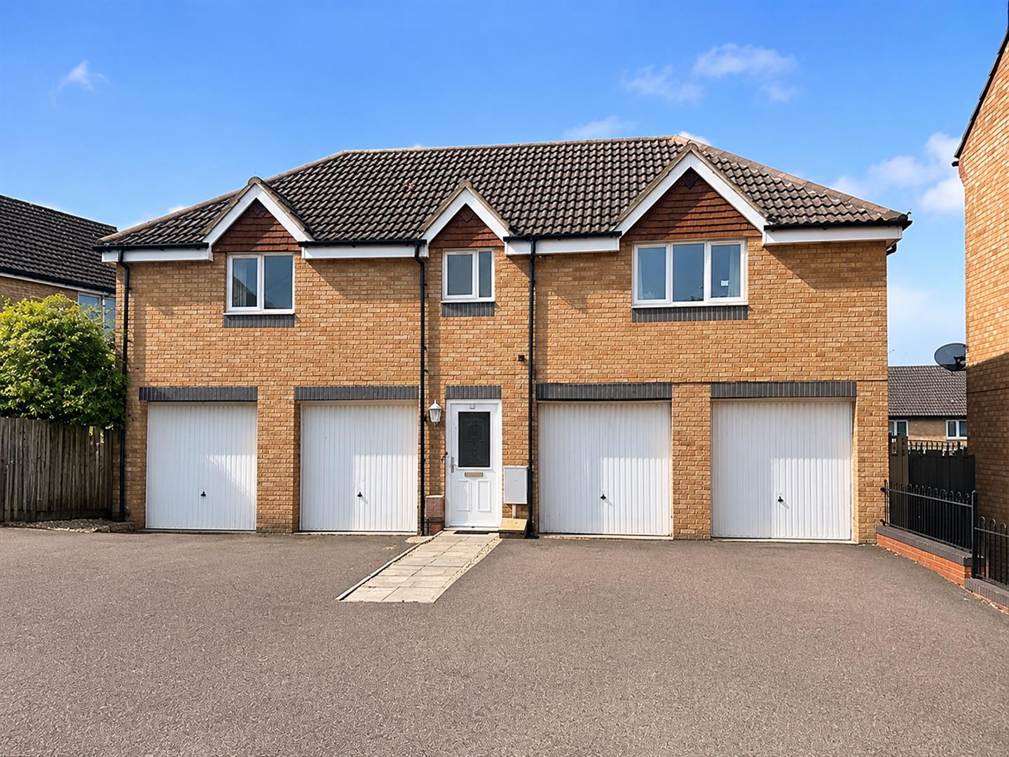 2 bedroom  For Sale