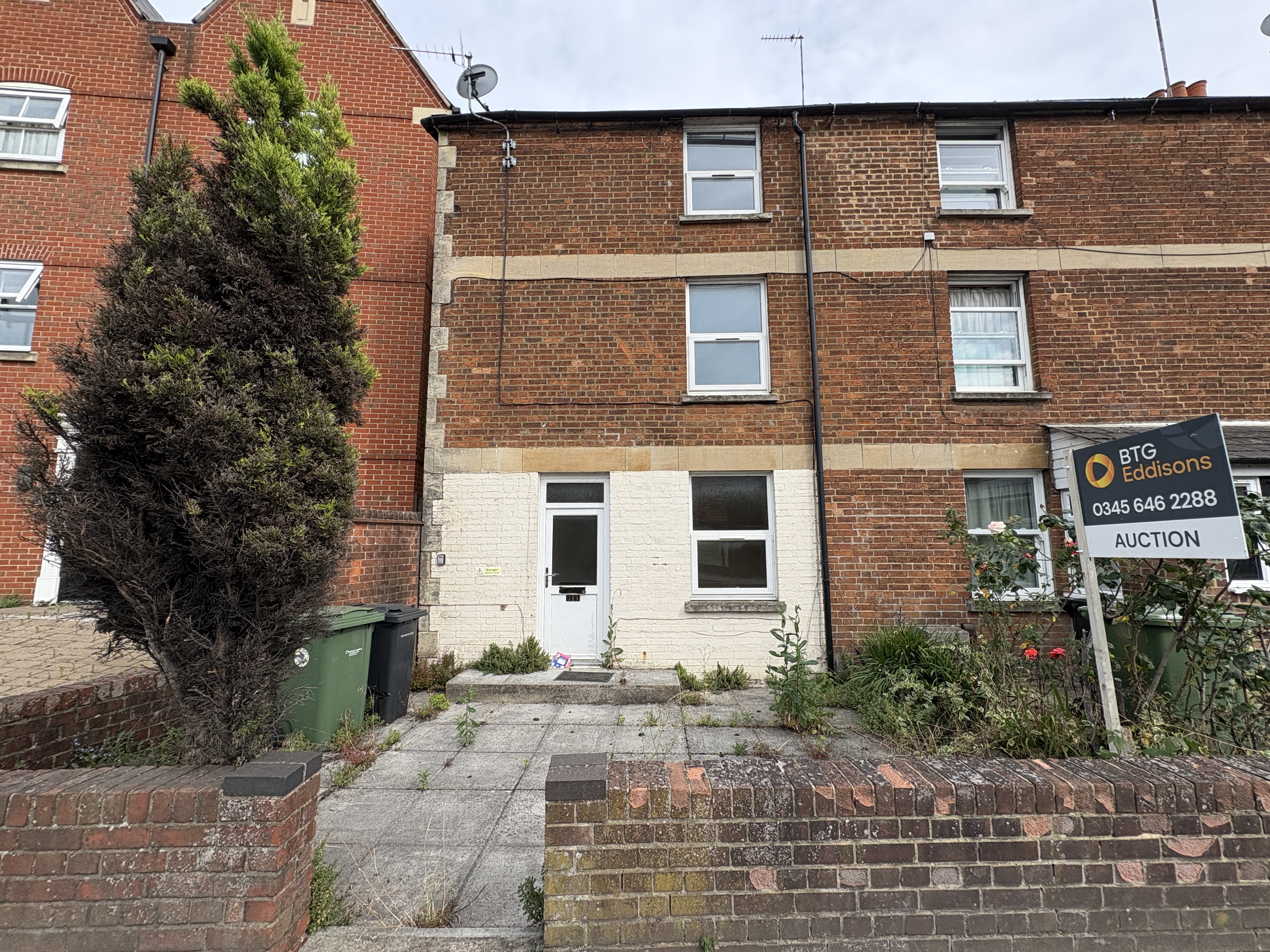 2 bedroom End of terrace house For Sale