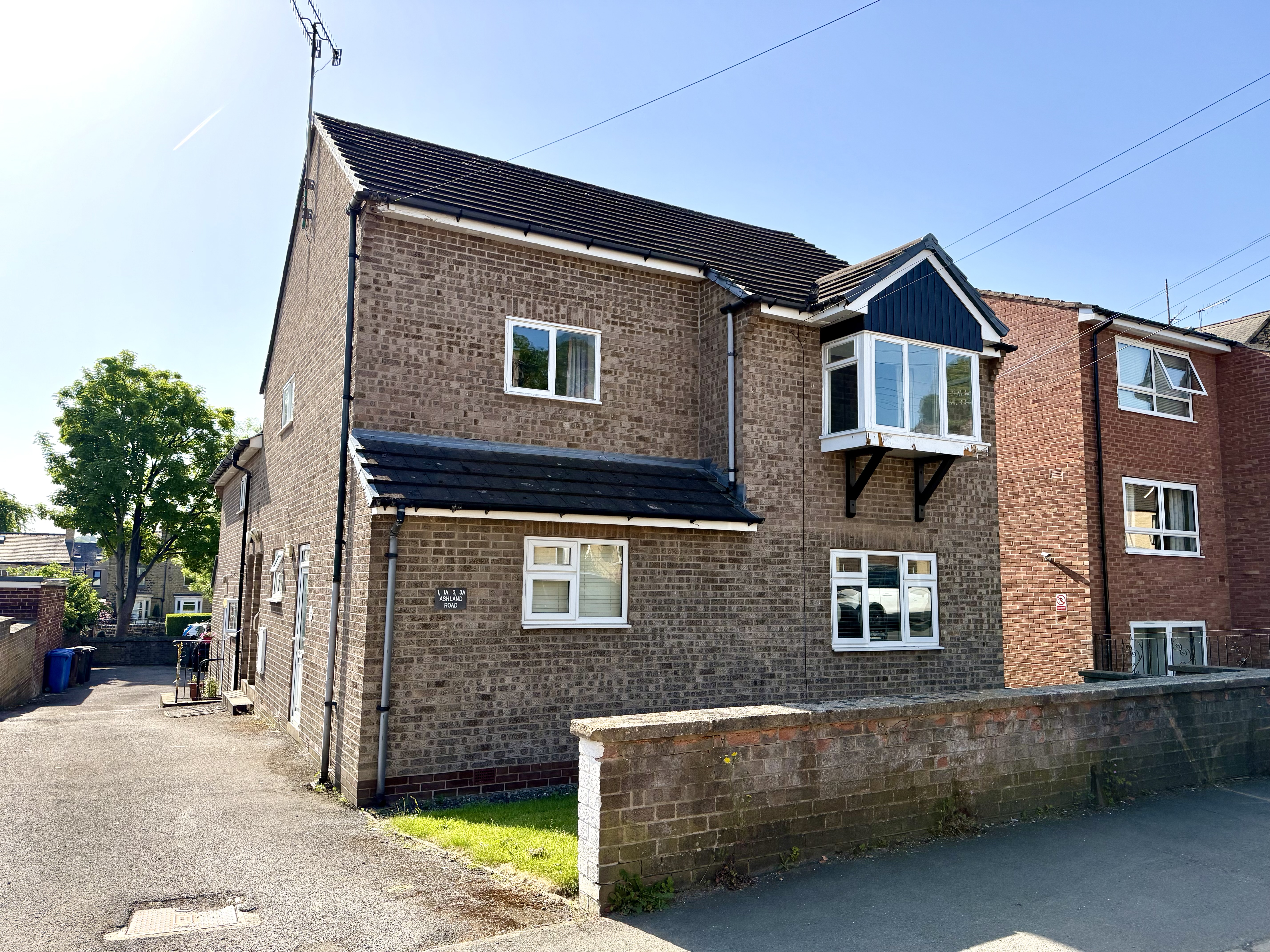 2 bedroom Apartment For Sale