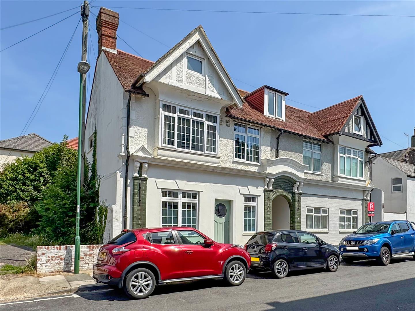 4 bedroom Semi-detached house For Sale