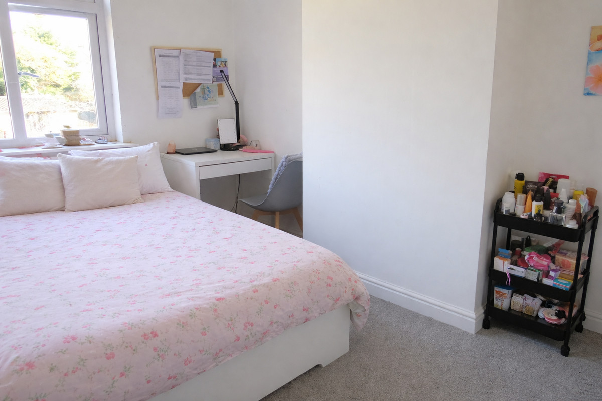 1 bedroom House (unspecified) To Let