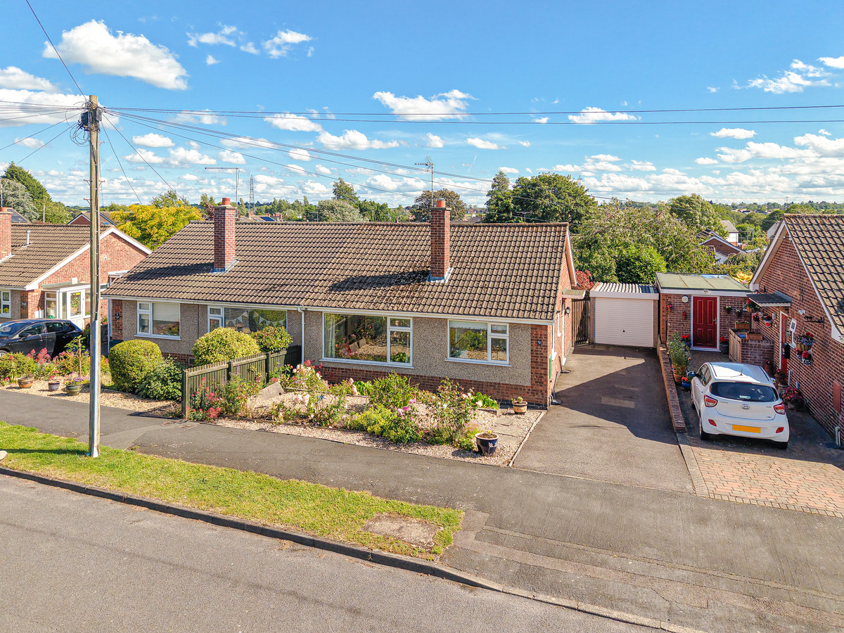 2 bedroom Semi-detached house For Sale