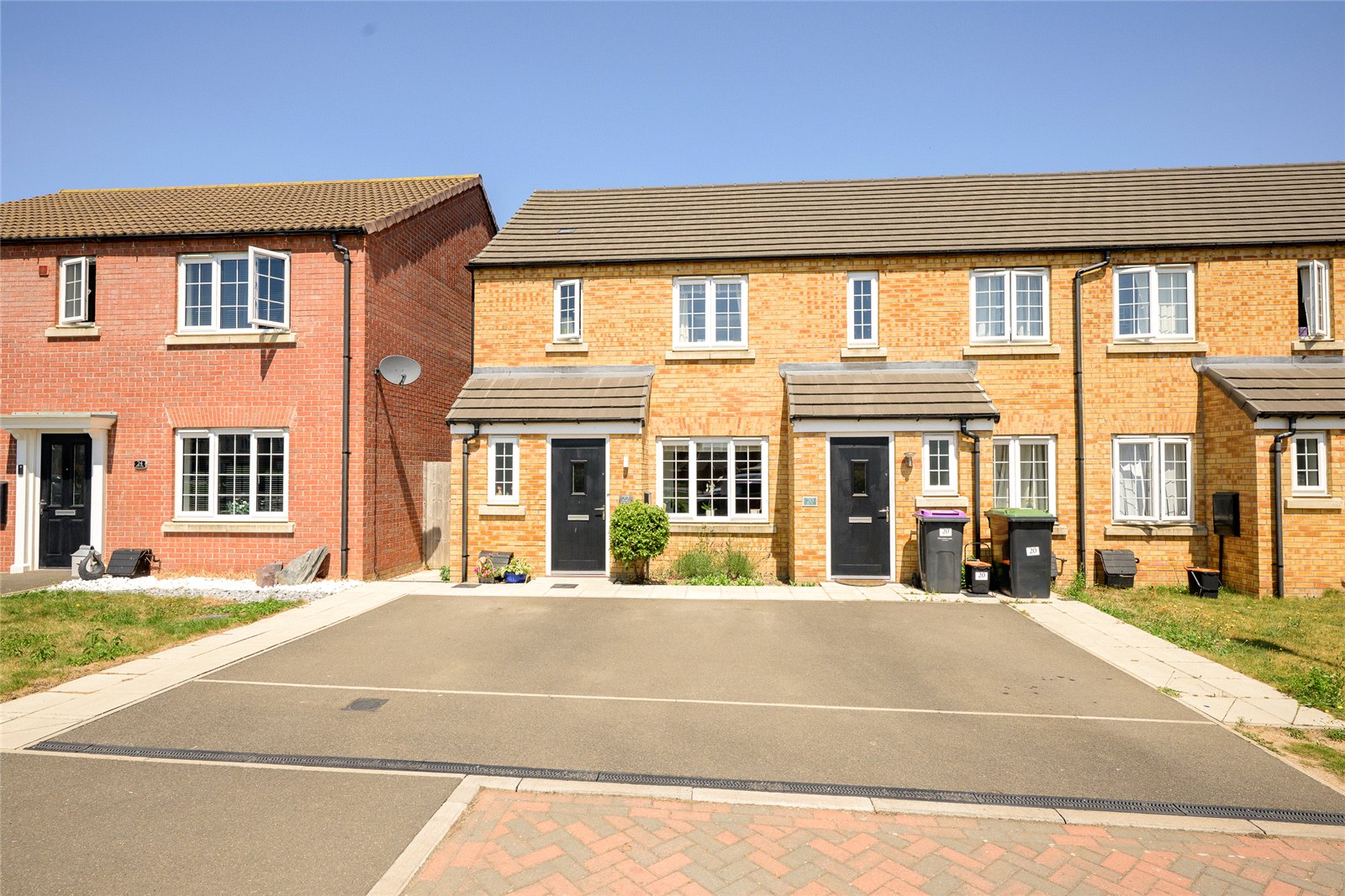 3 bedroom Terraced House Under Offer