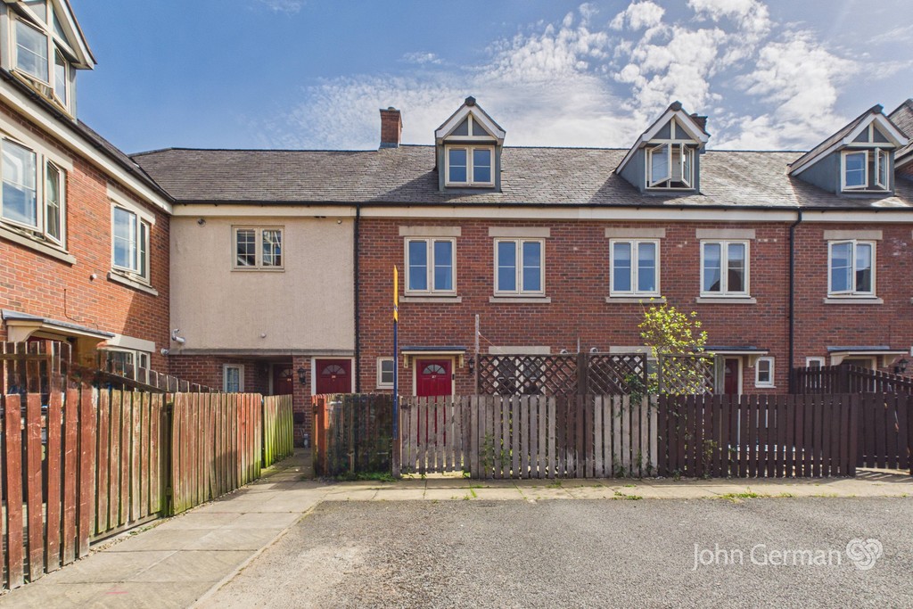 4 bedroom Town house For Sale