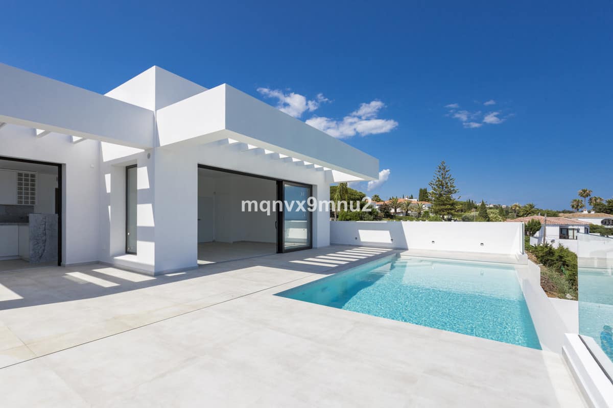 3 bedroom Villa For Sale