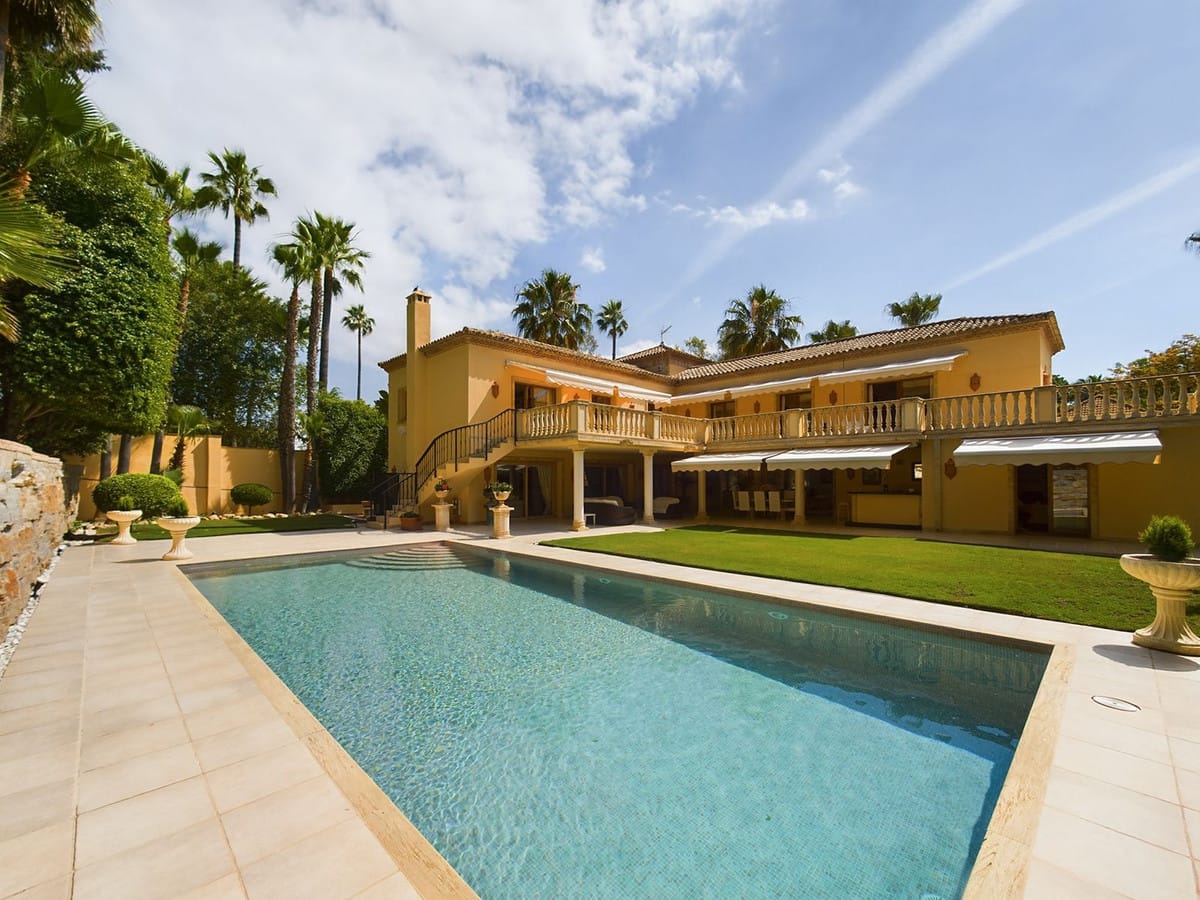 4 bedroom Villa For Sale