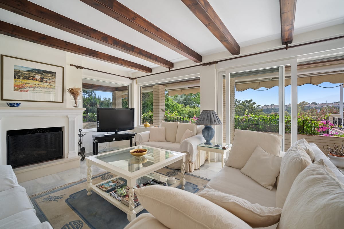 4 bedroom Villa For Sale