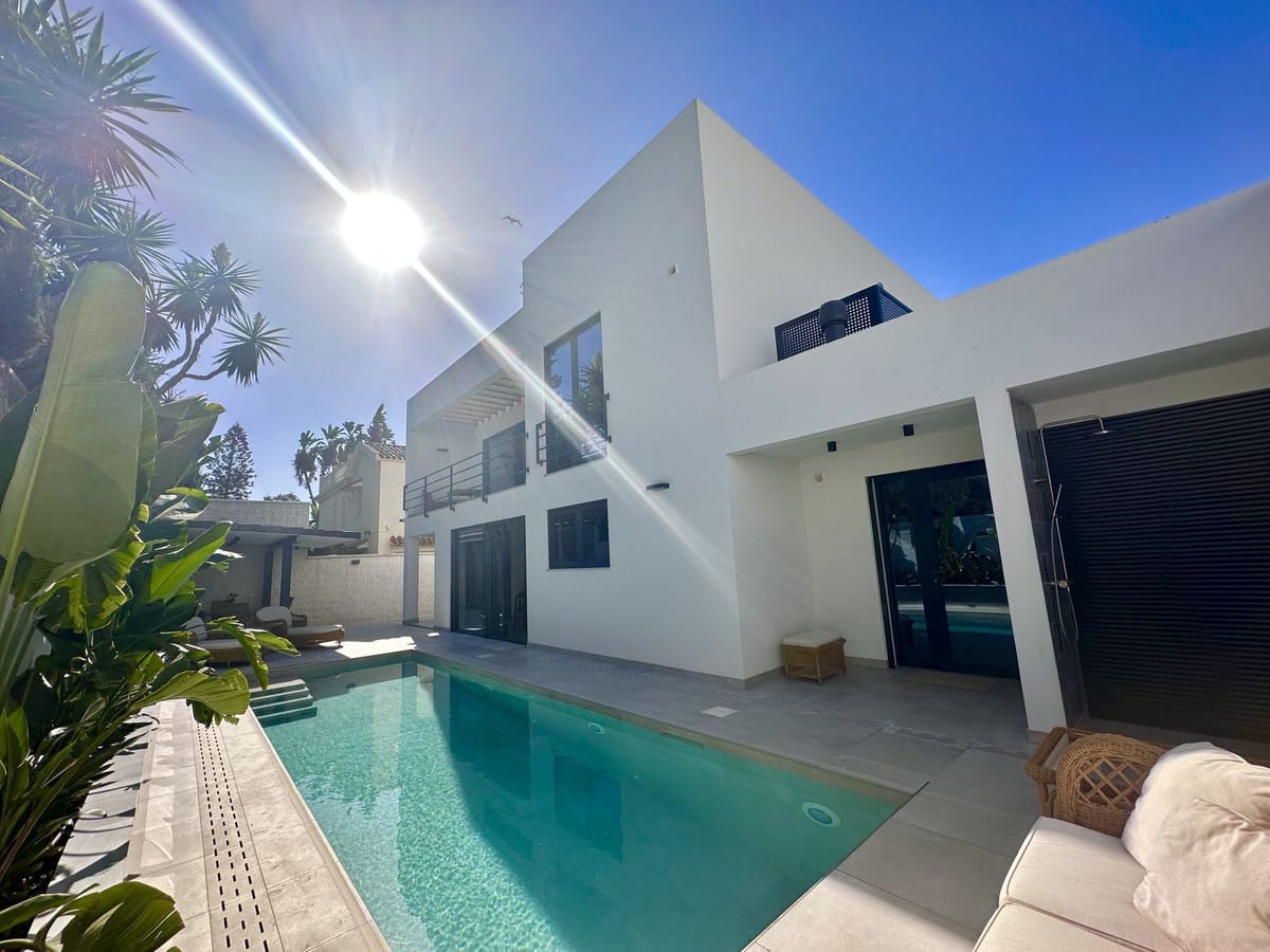 4 bedroom Villa For Sale