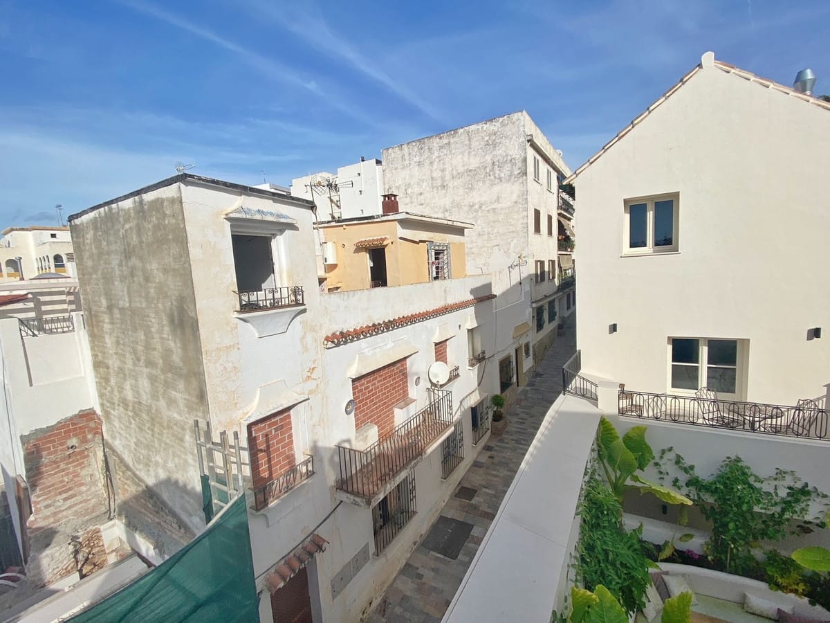7 bedroom Villa For Sale