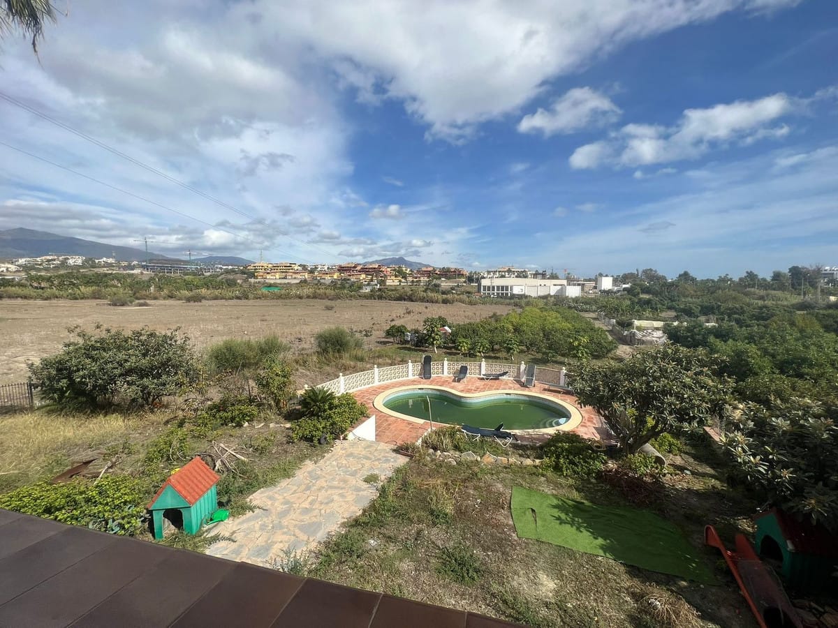 7 bedroom Villa For Sale