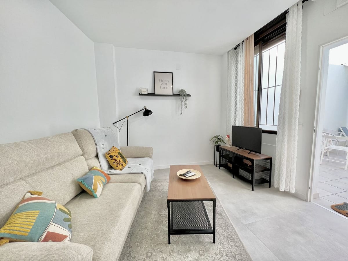 15 bedroom Apartment For Sale