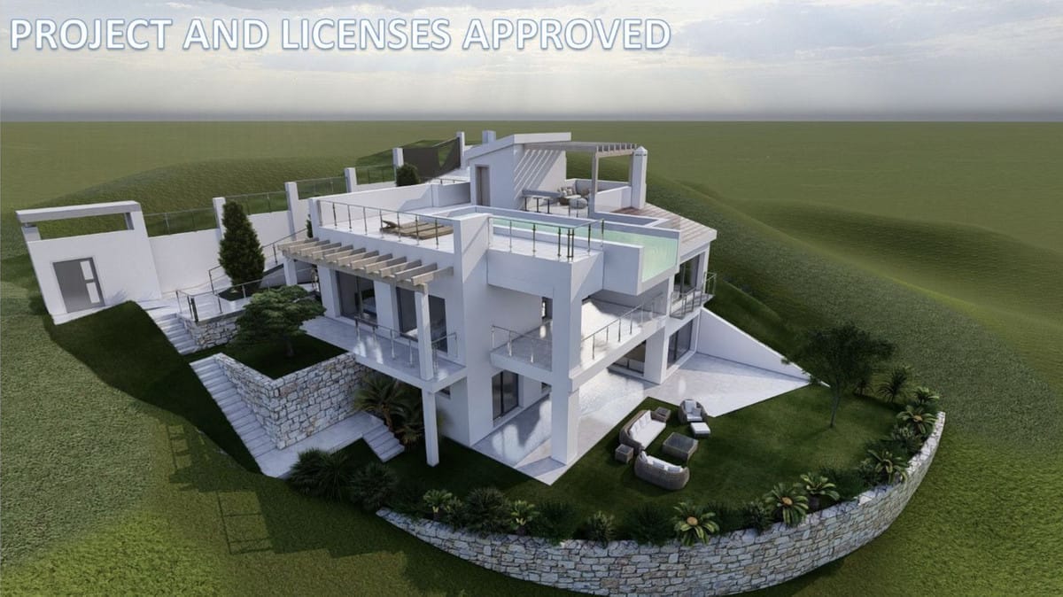 5 bedroom Villa For Sale