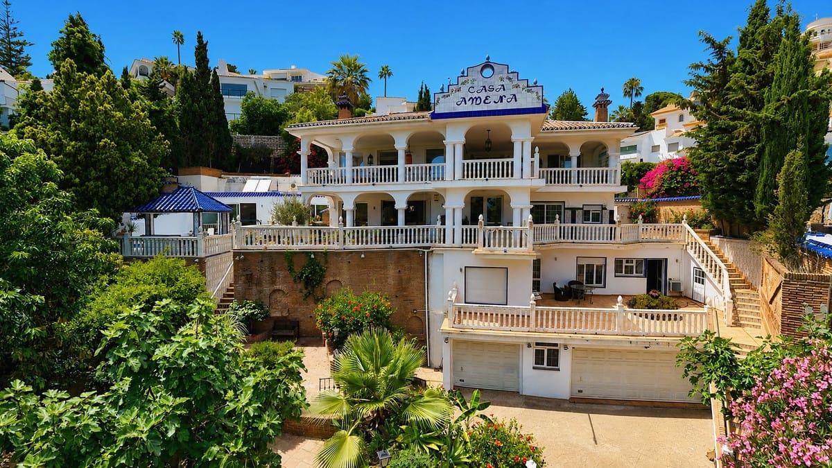 4 bedroom Villa For Sale