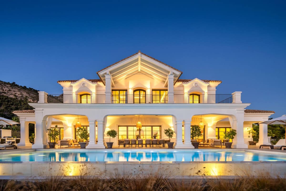 7 bedroom Villa For Sale