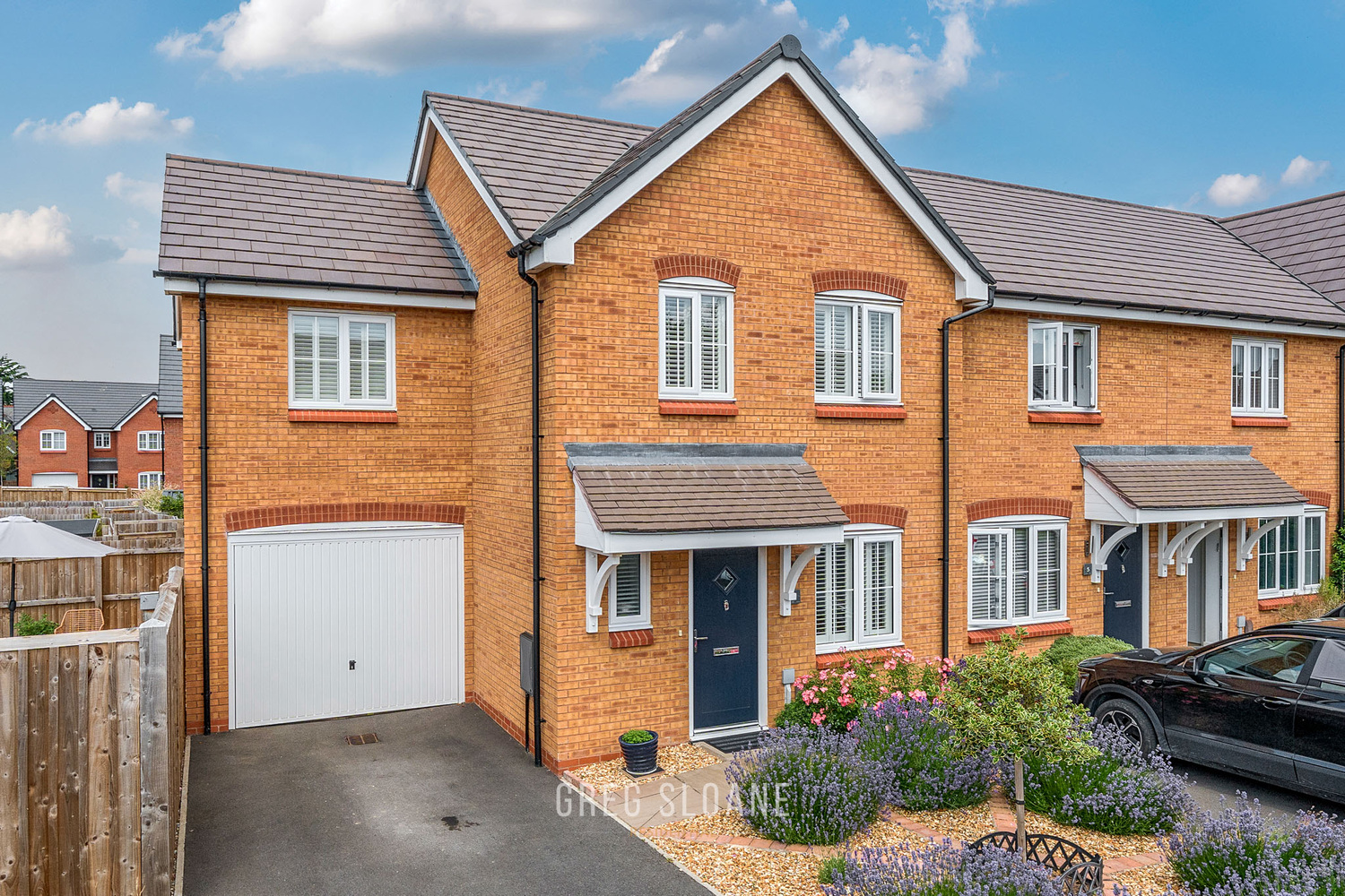 3 bedroom Semi-detached house For Sale