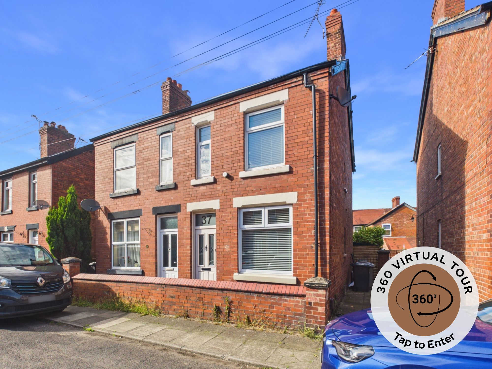 2 bedroom Semi-detached house For Sale