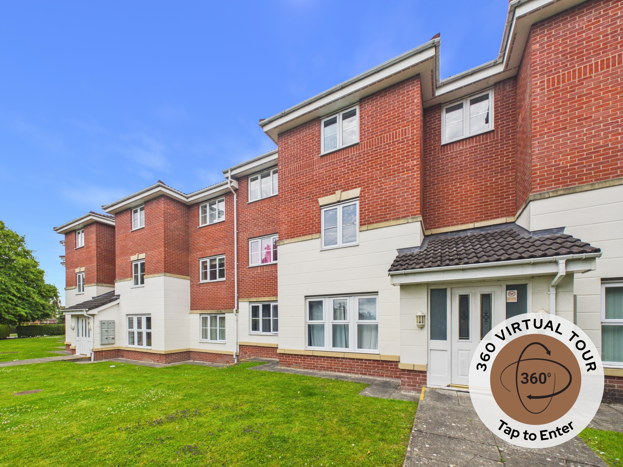 2 bedroom Flat For Sale