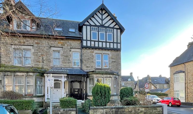 1 bedroom Flat For Sale