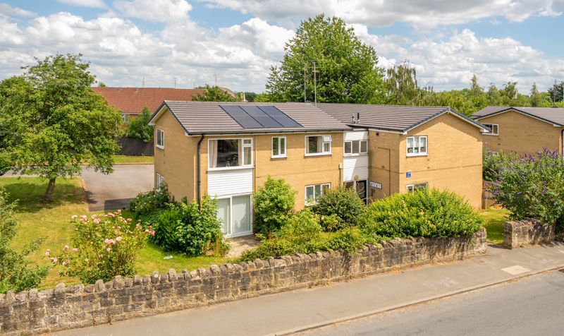 2 bedroom Flat Under Offer
