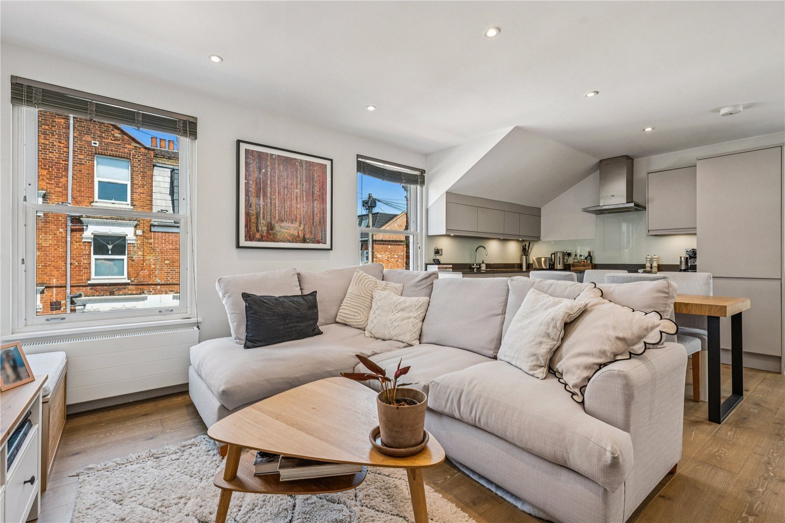 1 bedroom Flat For Sale
