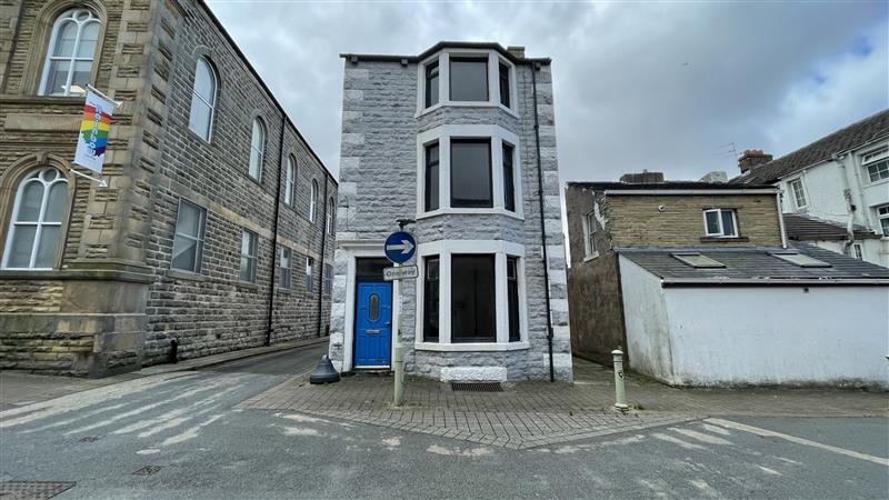  Detached house For Sale