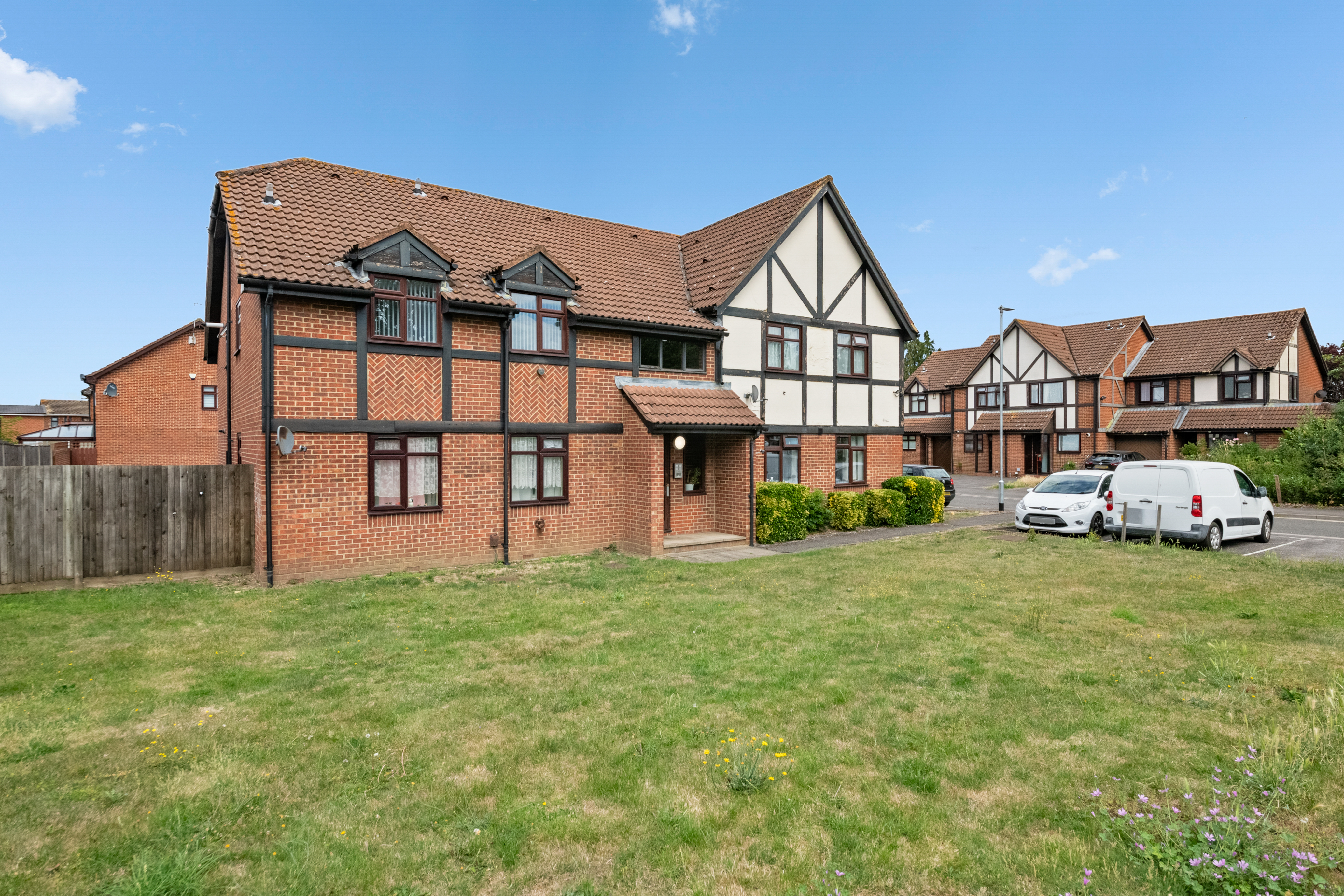  Flat share For Sale