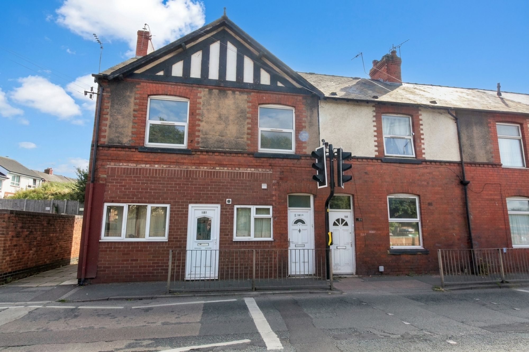 2 bedroom Terraced House Under Offer