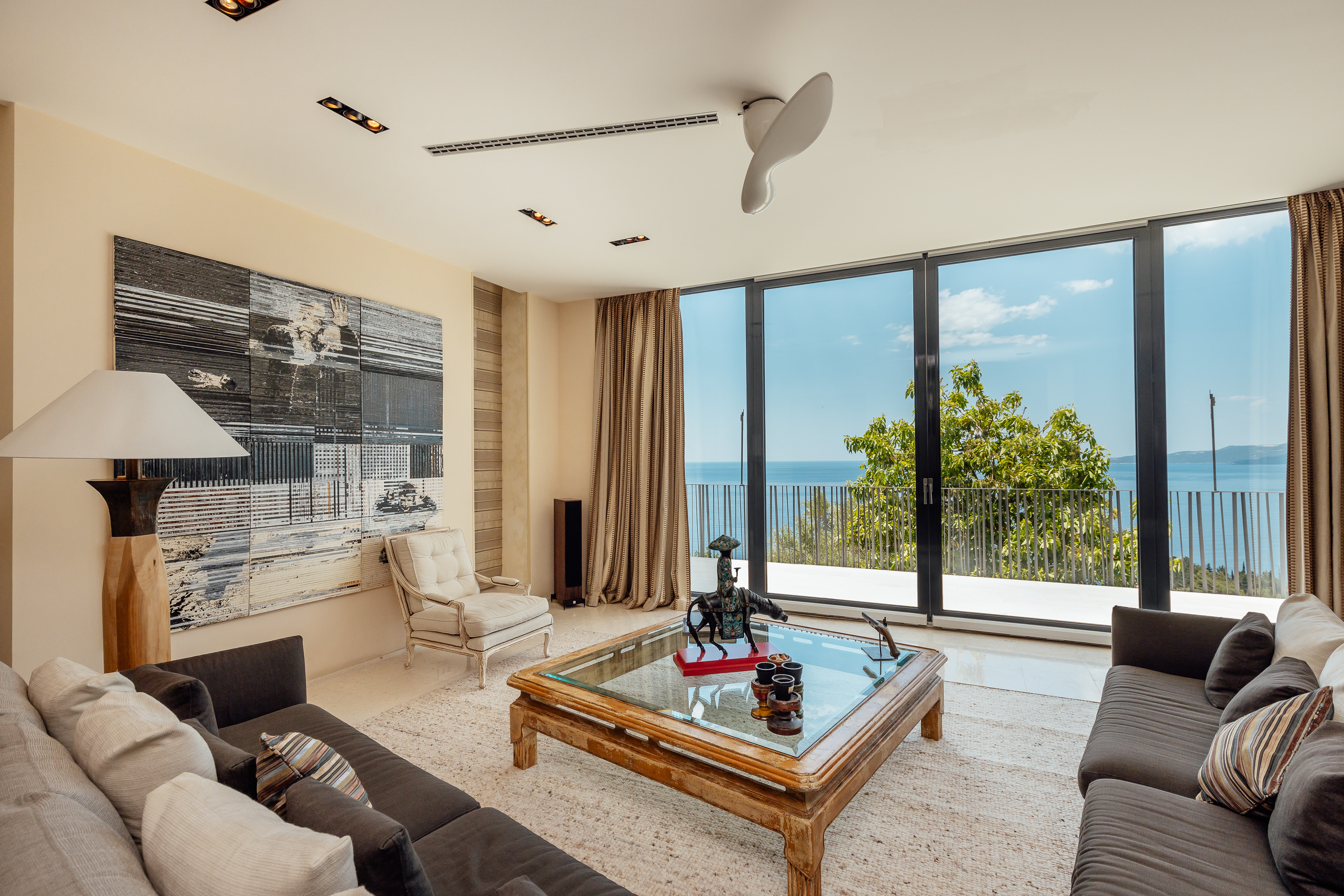 4 bedroom Villa For Sale