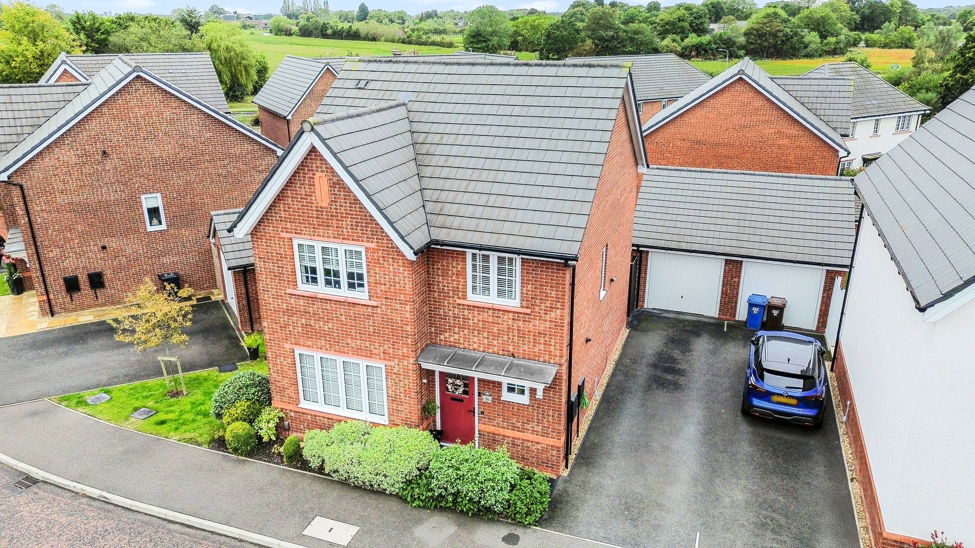 4 bedroom Detached house For Sale