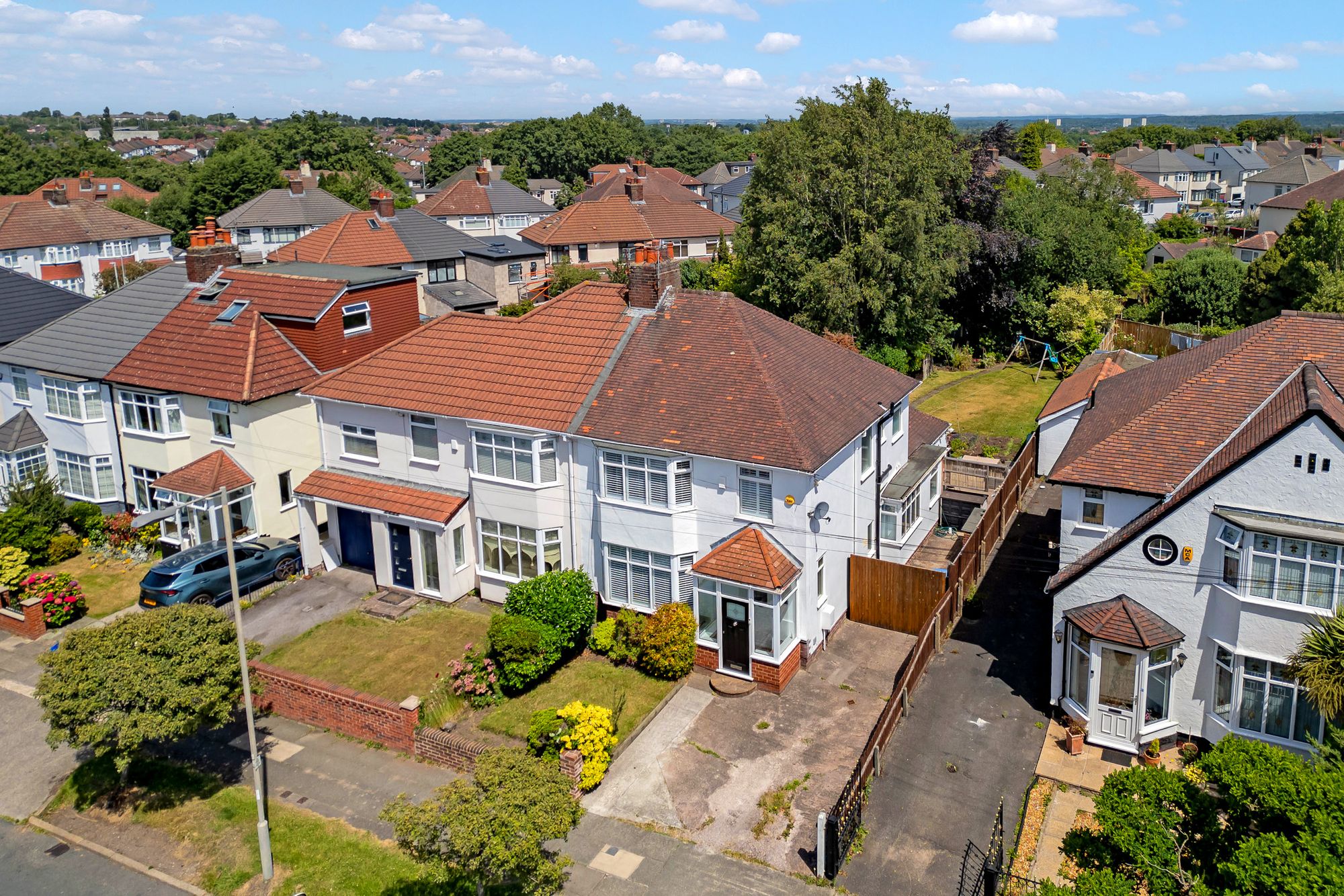 3 bedroom Semi-detached house For Sale
