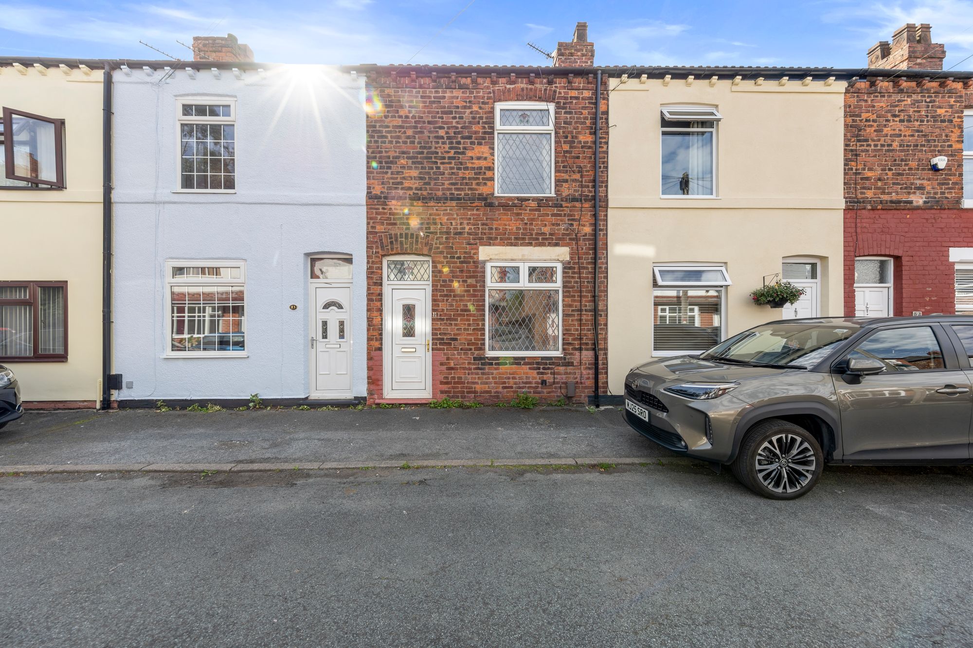 2 bedroom Terraced House Under Offer