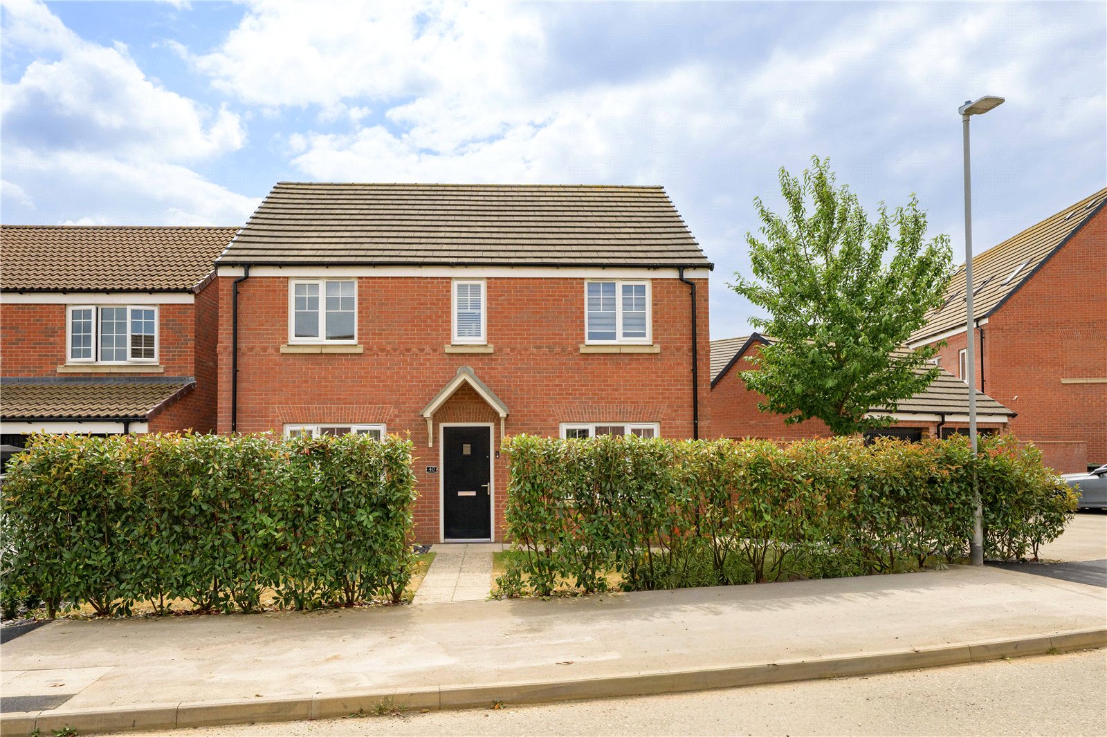 4 bedroom Detached house Under Offer