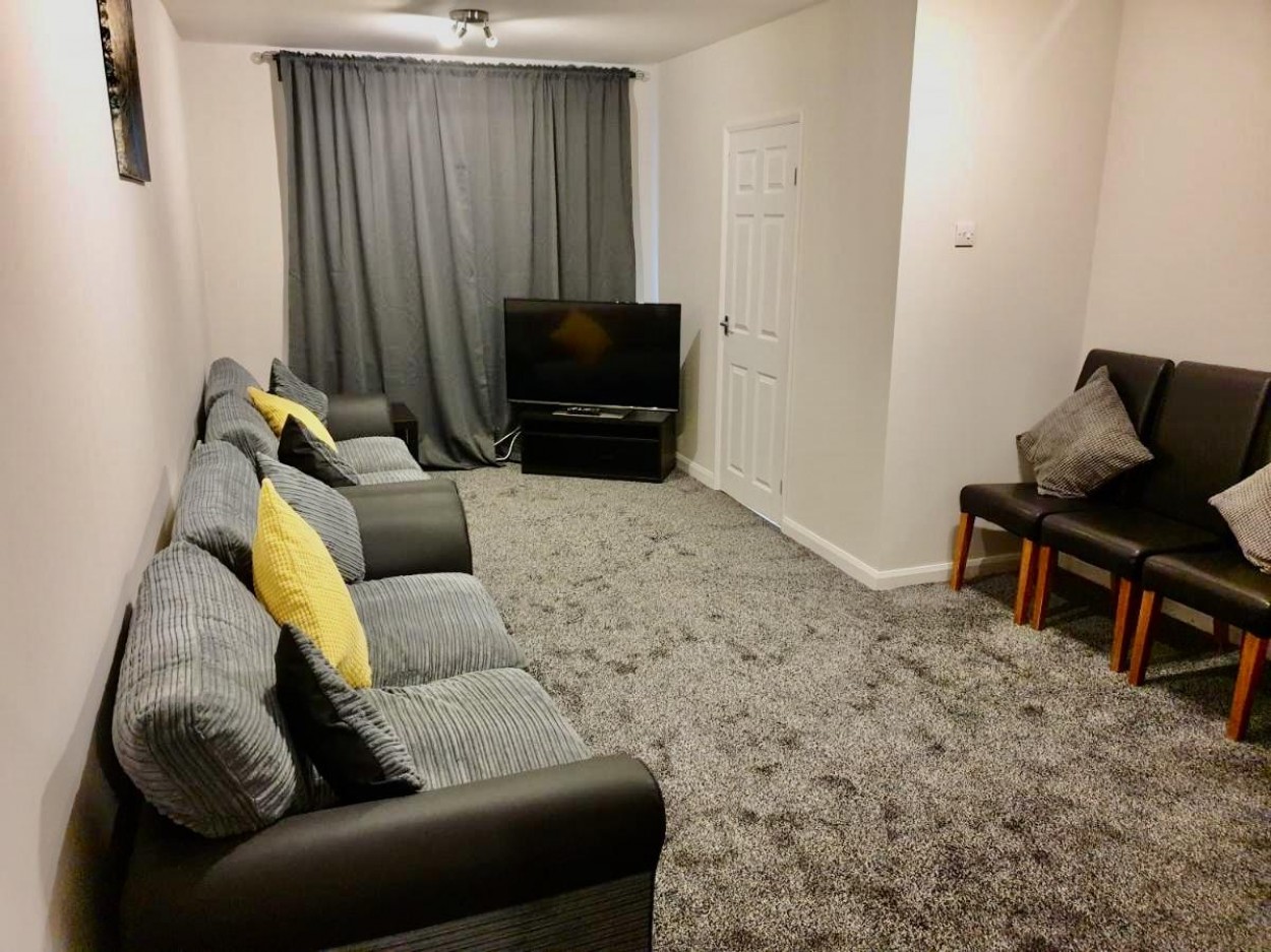3 bedroom Terraced bungalow For Sale