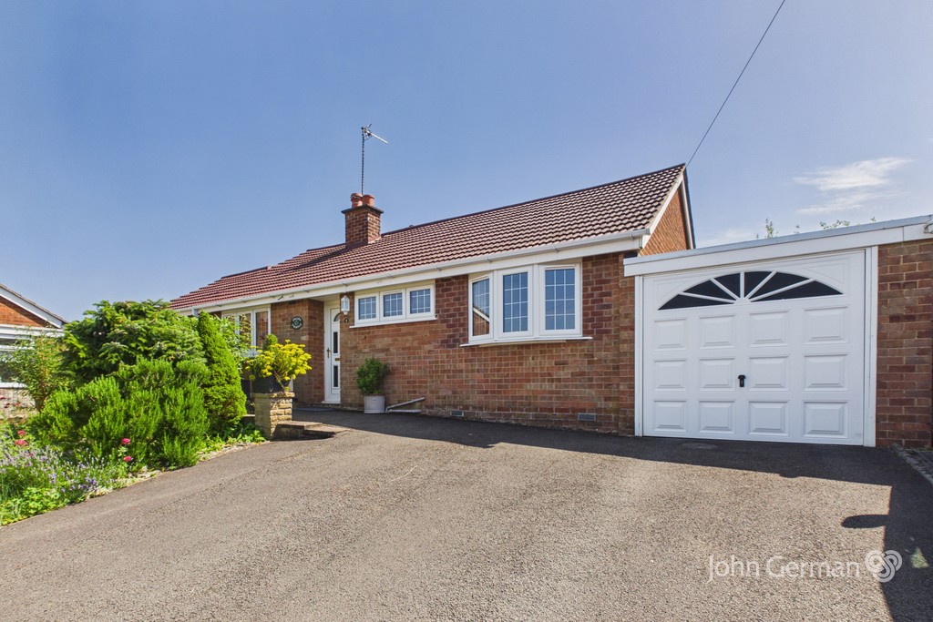 4 bedroom Property For Sale