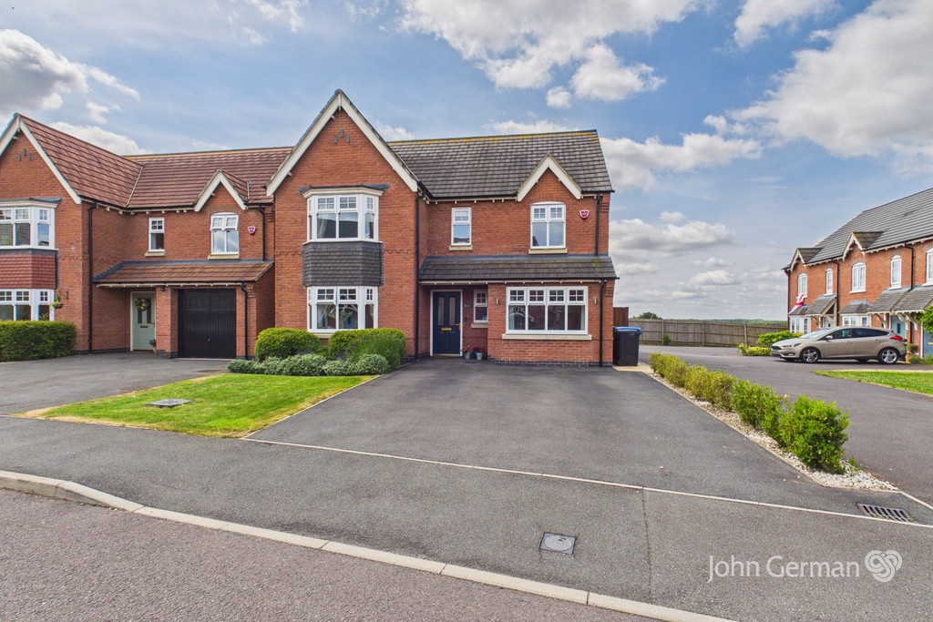 5 bedroom Detached house For Sale