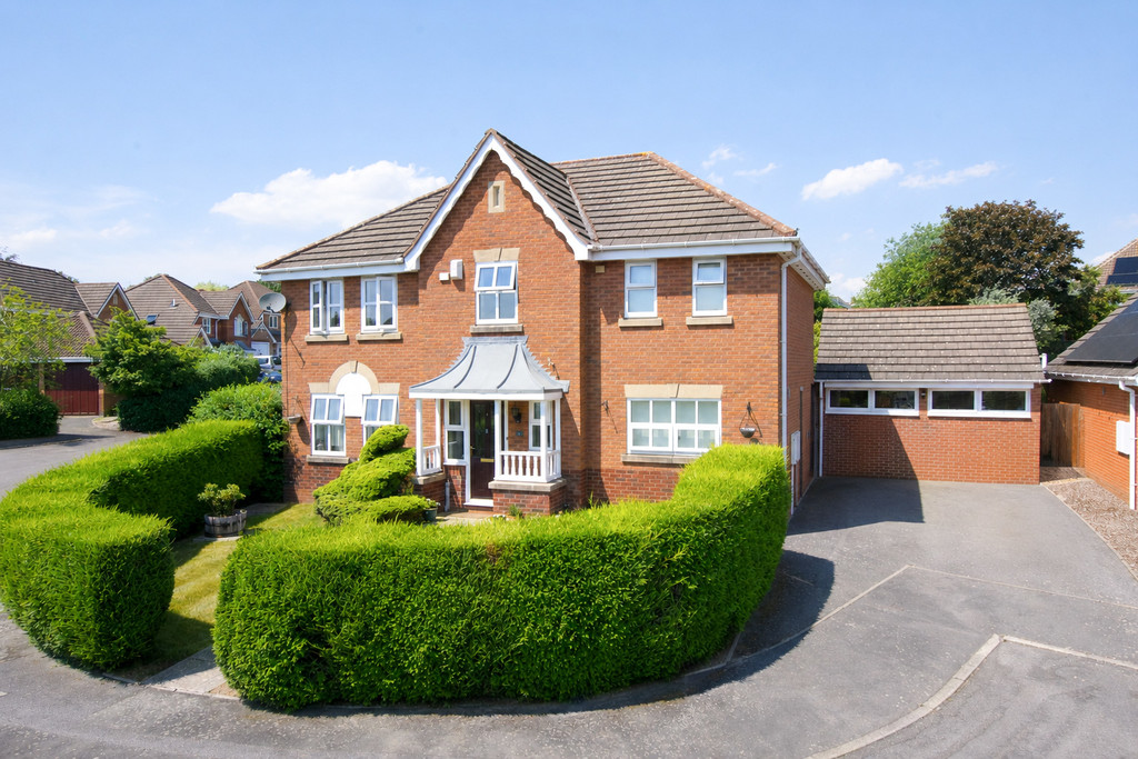 4 bedroom Detached house For Sale